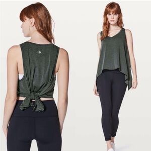 Lululemon • Watch Me Flip Tank A Line Workout Tank Flowy Tie Size 4